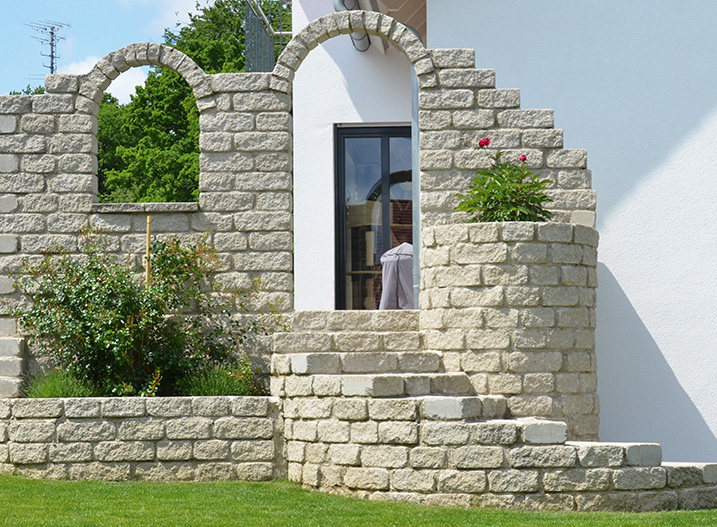 BETONMAUER BLÖCKE