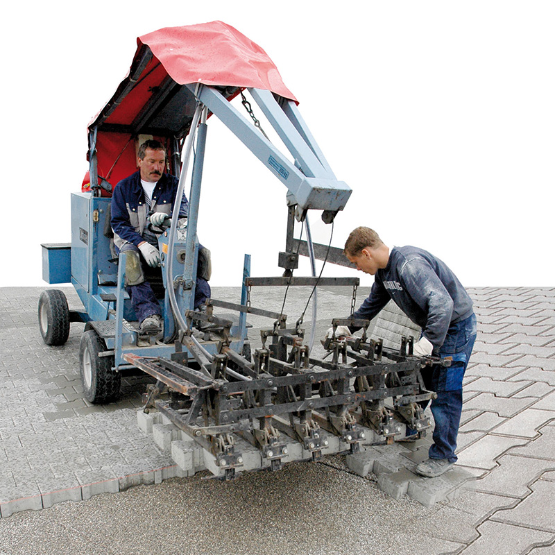 FUGENMATERIAL ODER FERTIGBETON